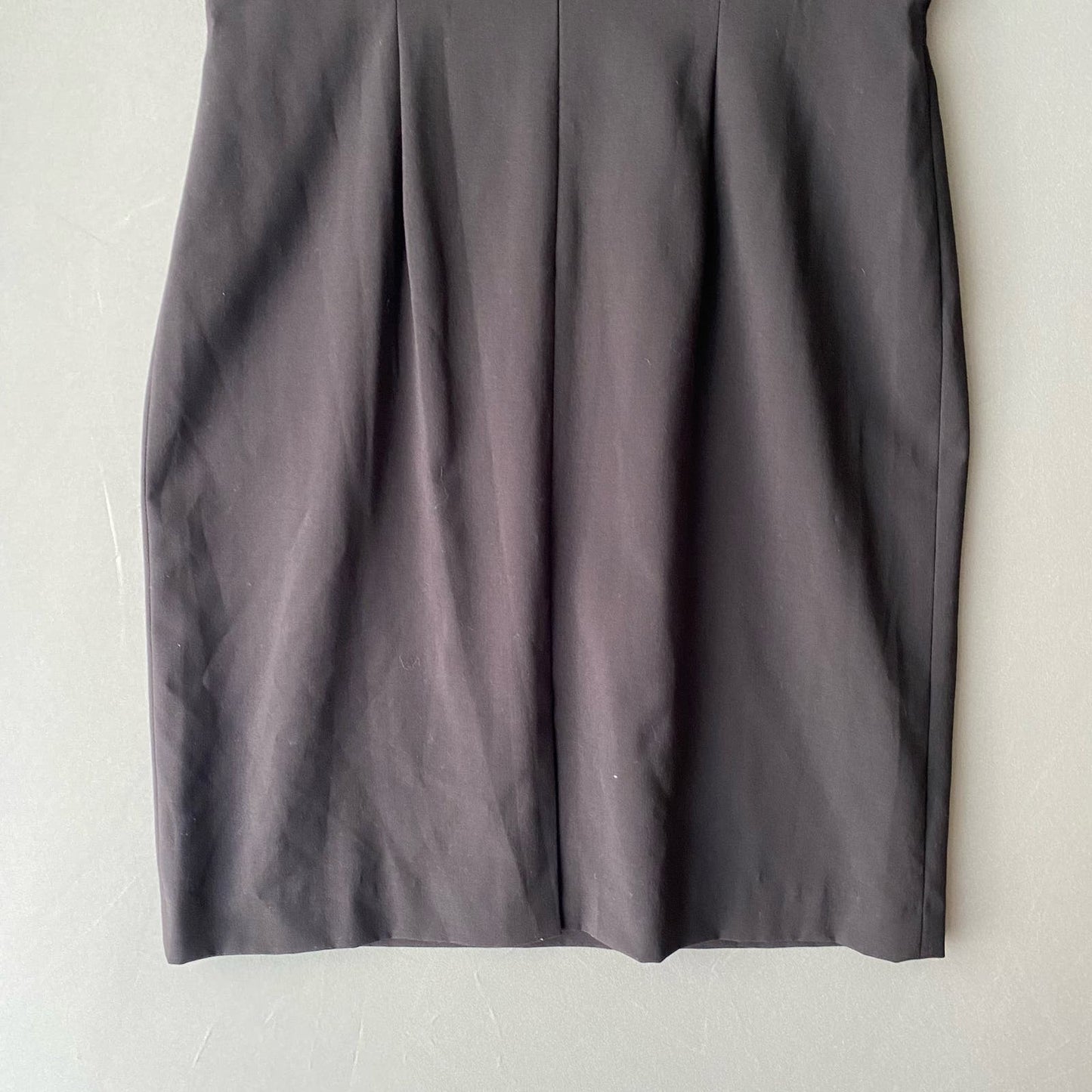Tahari sz 8 mod sheath short sleeve dress