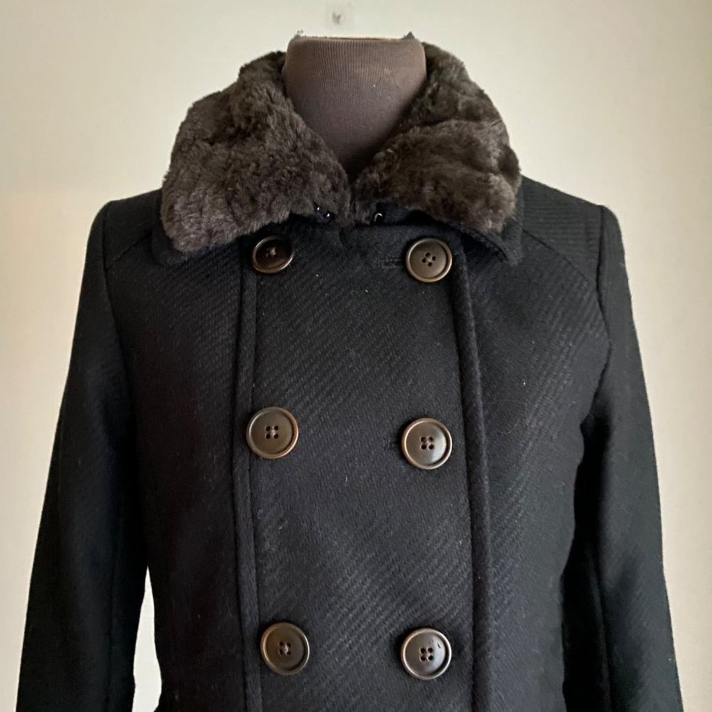 Gap sz XS wool fuex fur lined coat NWT
