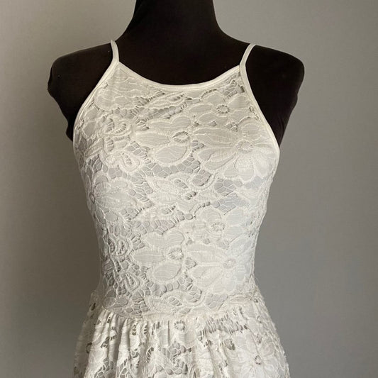 Windsor sz S white lace spaghetti strap fit & flare mini dress