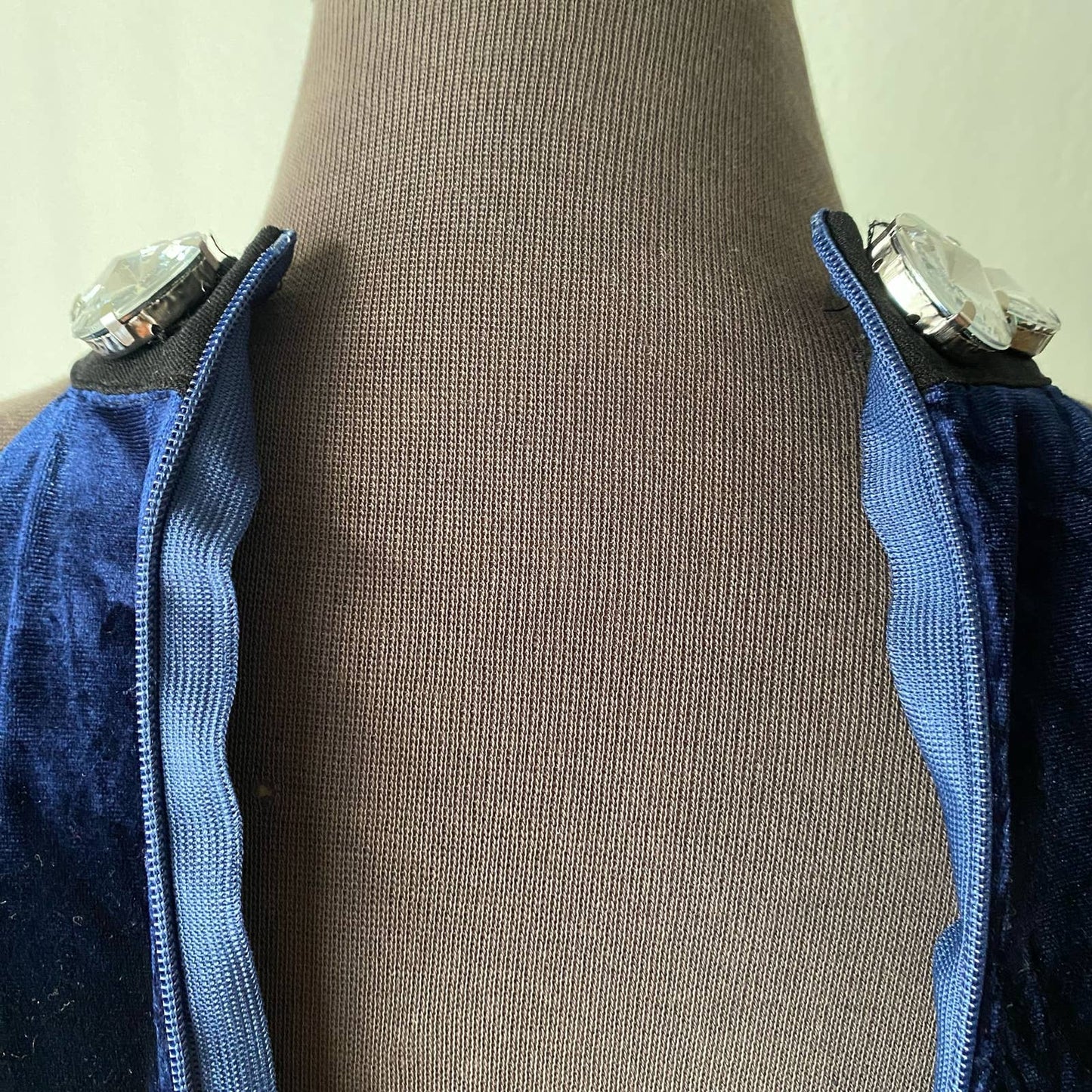 Velvet sz S rhinestone neck lined mini cocktail dress