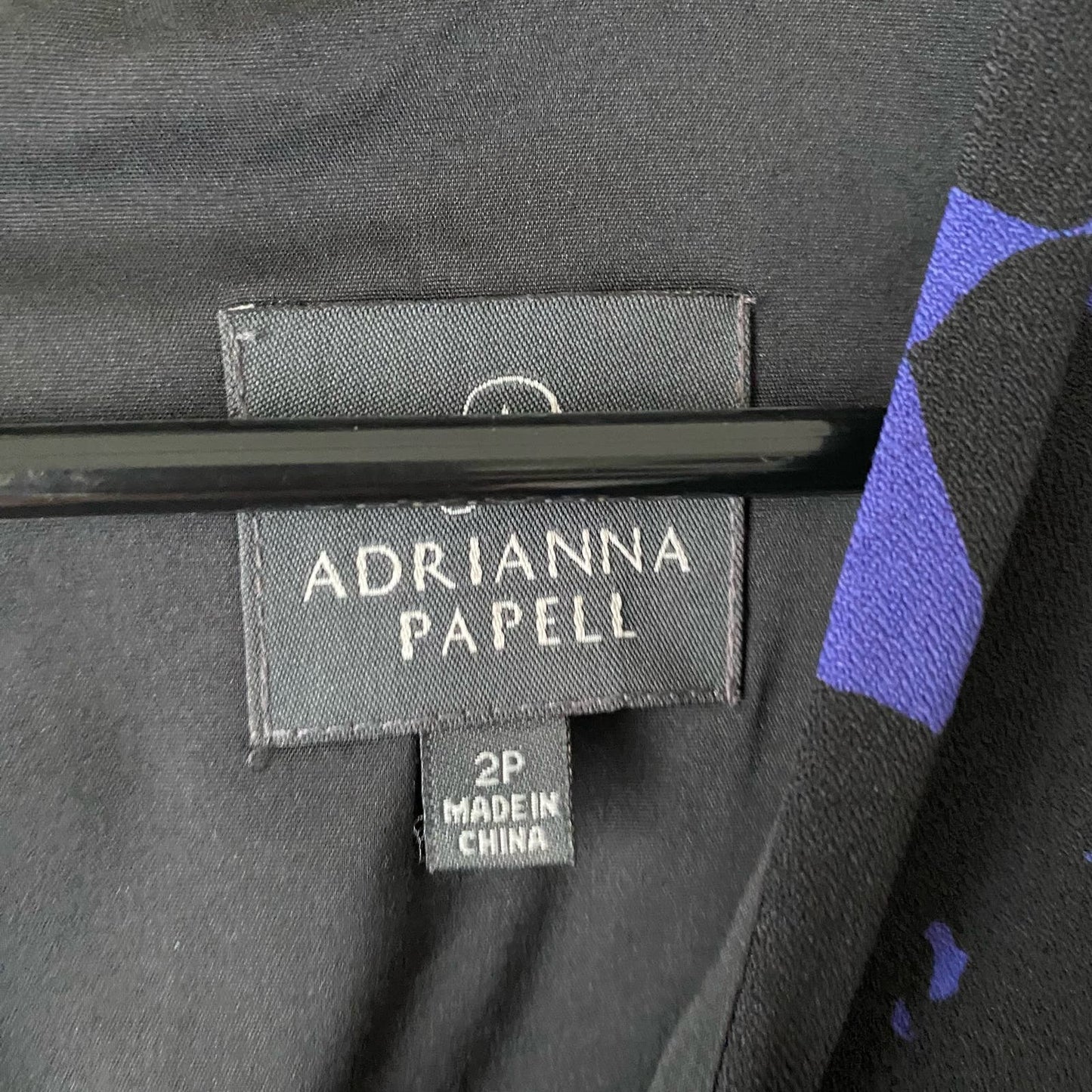 Adrianna Papell size 2 black and blue short sleeve sheath dress