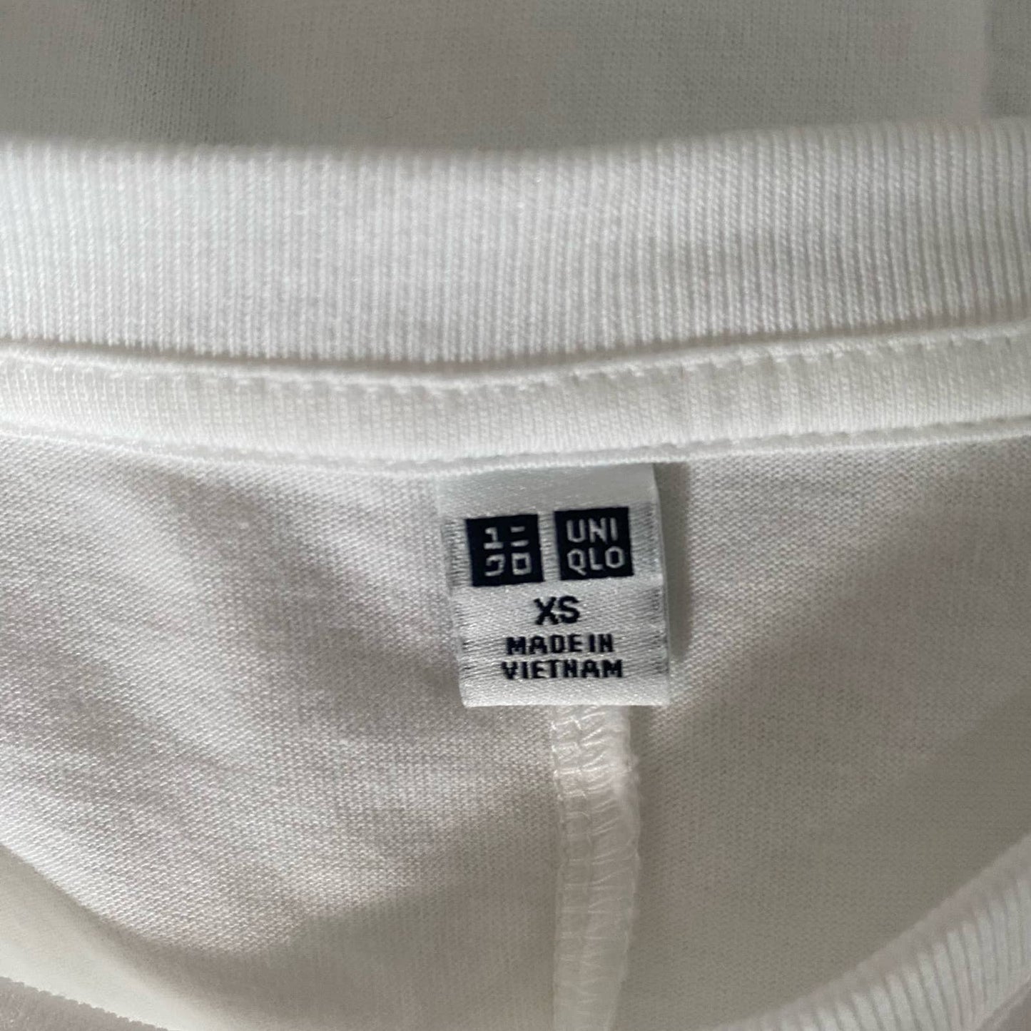 Uniqlo sz XS 3/4 sleeve batwing 100% cotton top shirt NWOT