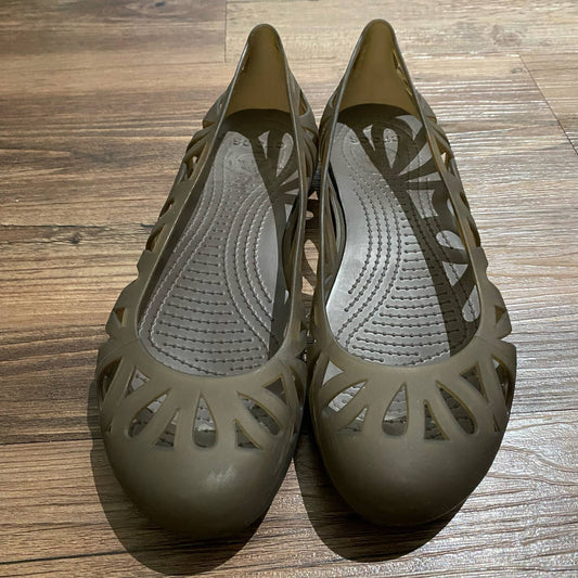 Crocs sz 9 flat jelly sandals