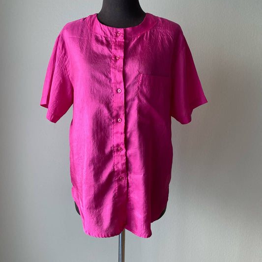 Ashleigh Morgan sz S Short sleeve button down front with a pocket blouse
