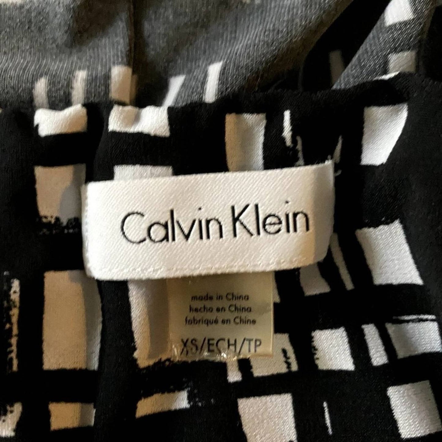 Calvin Klein sz XS scoop neck halter geo print work career office shirt