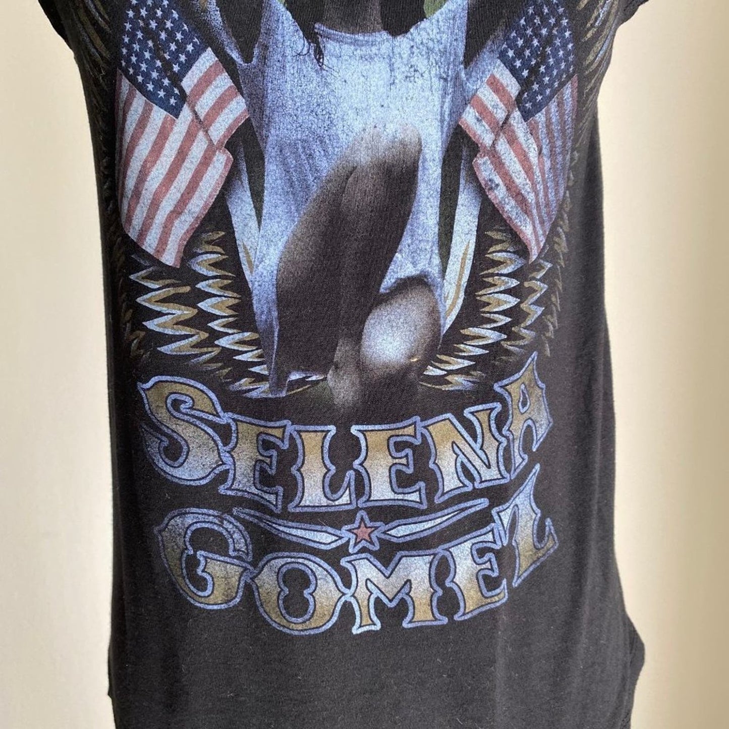 Selena Gomez sz M Sleeveless graphic tank top