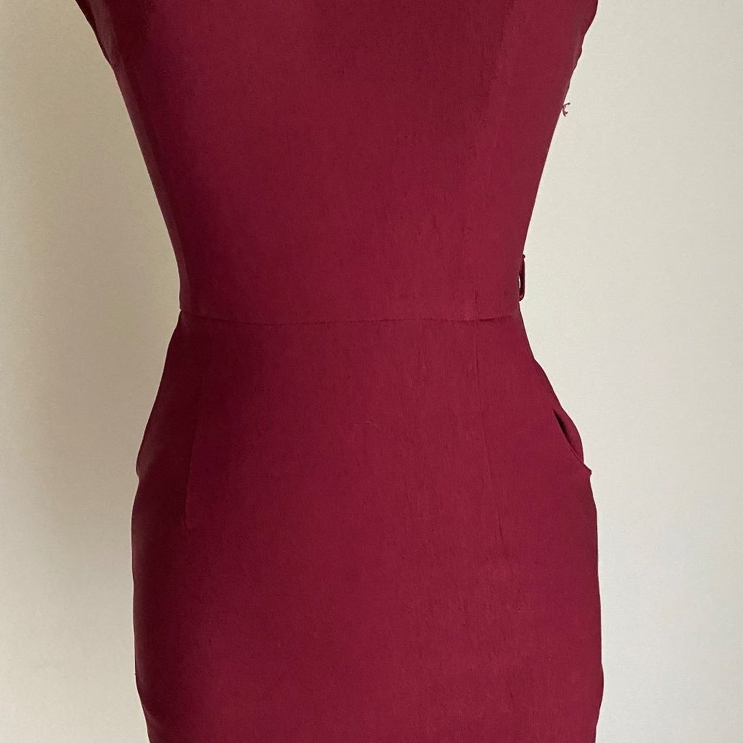 Foreign Exchange sz S burgundy fitted party short mini dress