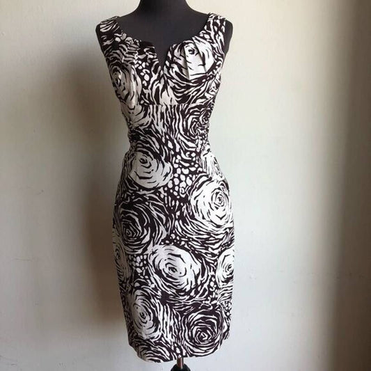 Adrianna Papell sz 4 floral work career rose print sheath dress