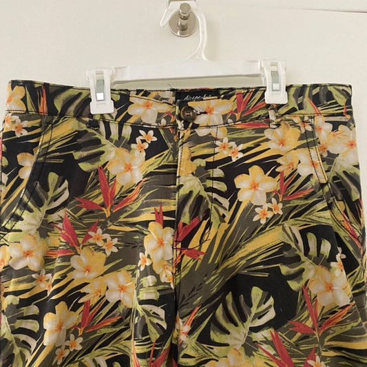 Aeropostale sz 34 tropical print shorts with pockets
