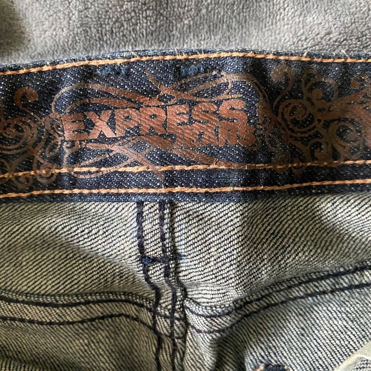 Express Jeans sz 2 Hipster blue jean mini skirt