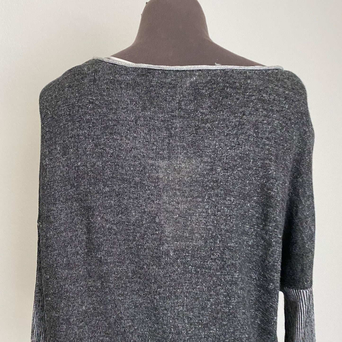 Two by Vince Camuto sz S gray boho scoop neck sweater NWT