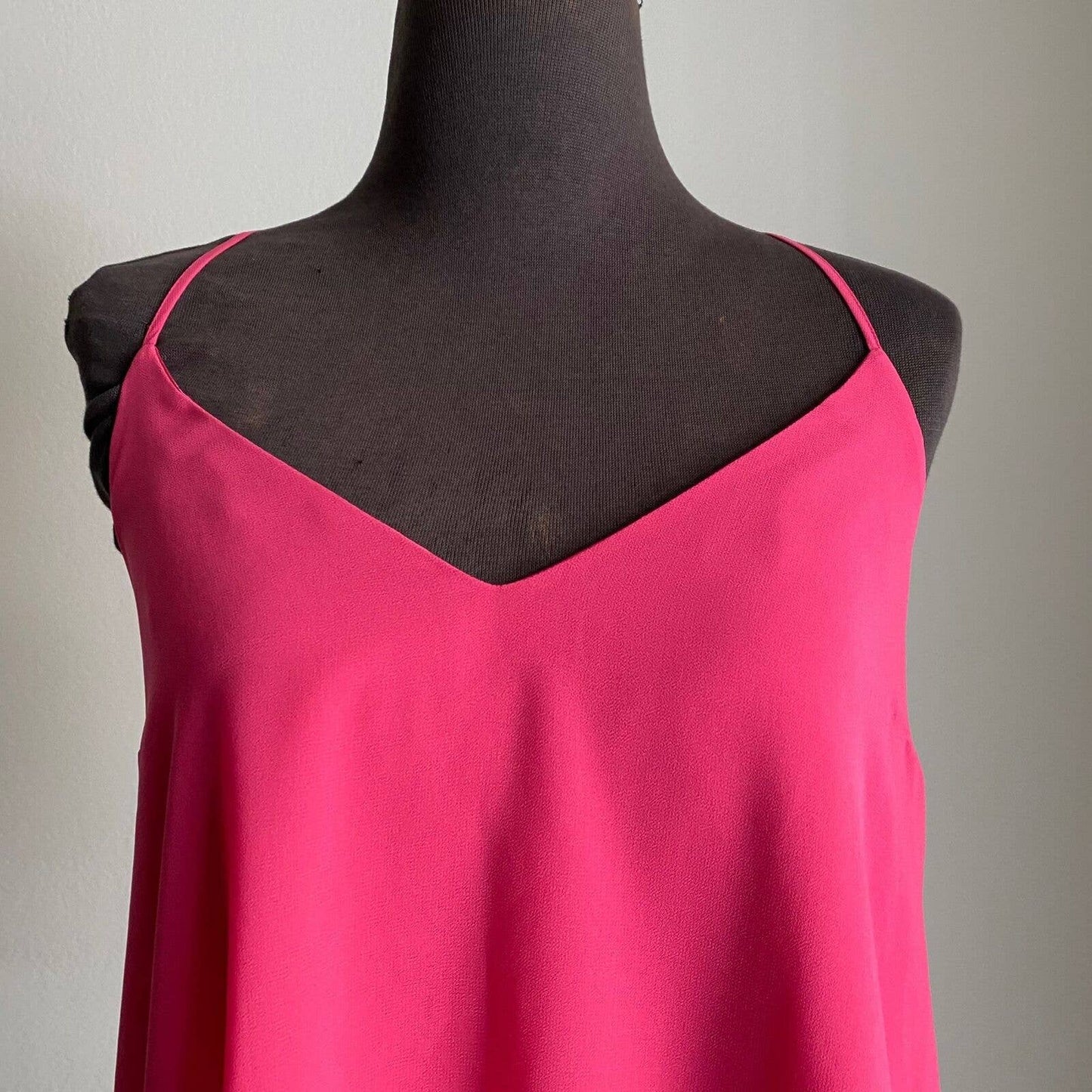 Marciano sz S Sleeveless spaghetti strap cropped high low detailed back blouse