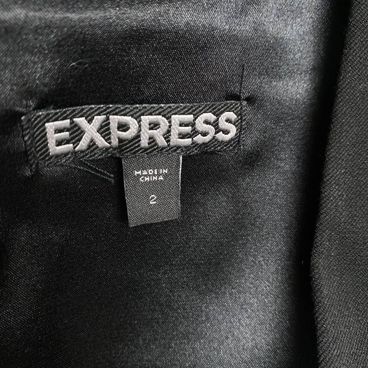 Express sz 2 Sleeveless scoop neck ruffle detail sheath dress NWOT