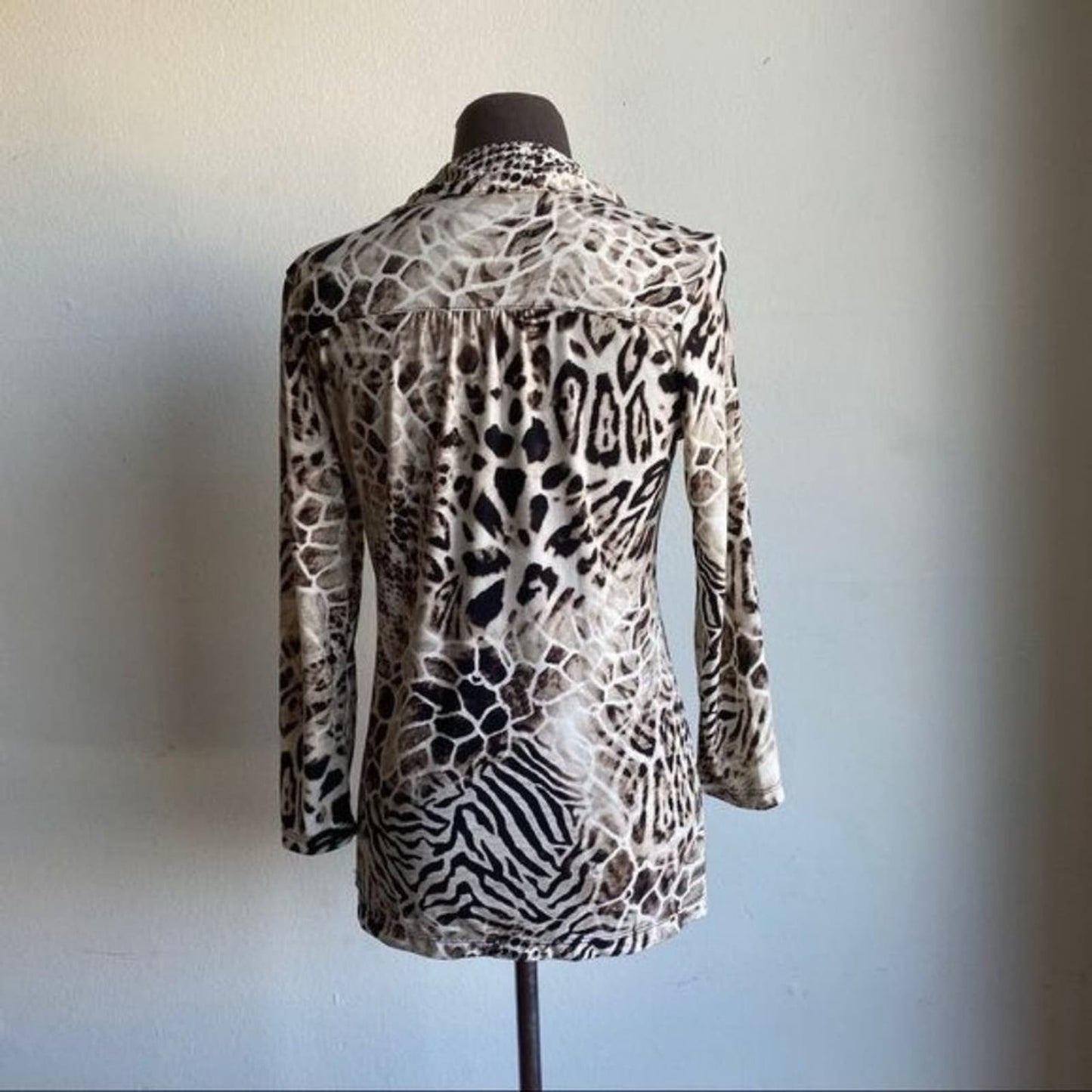 Alfani sz XS animal cheetah print Y2k button blouse