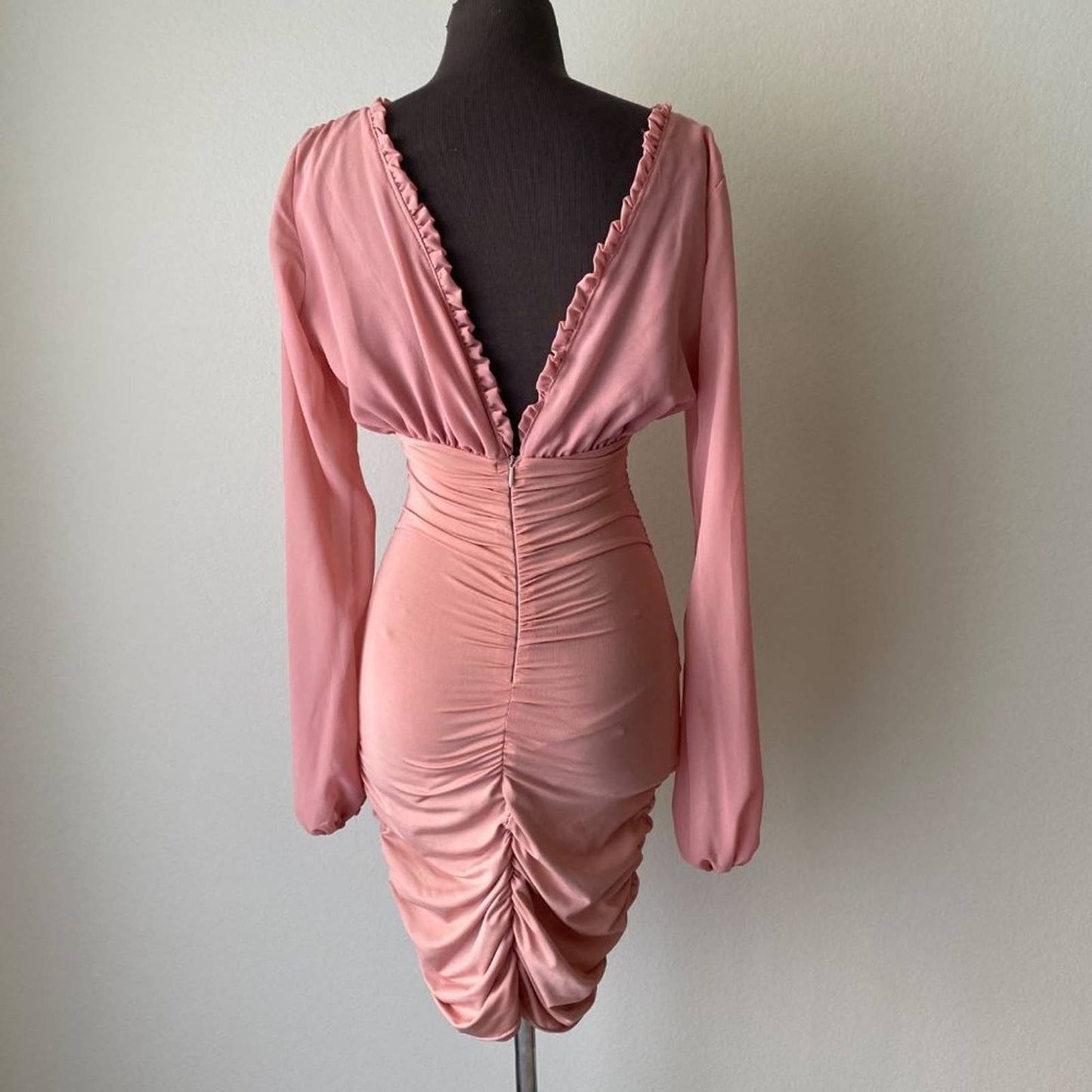 Pink sz M Long sleeve V neck and back Body con dress
