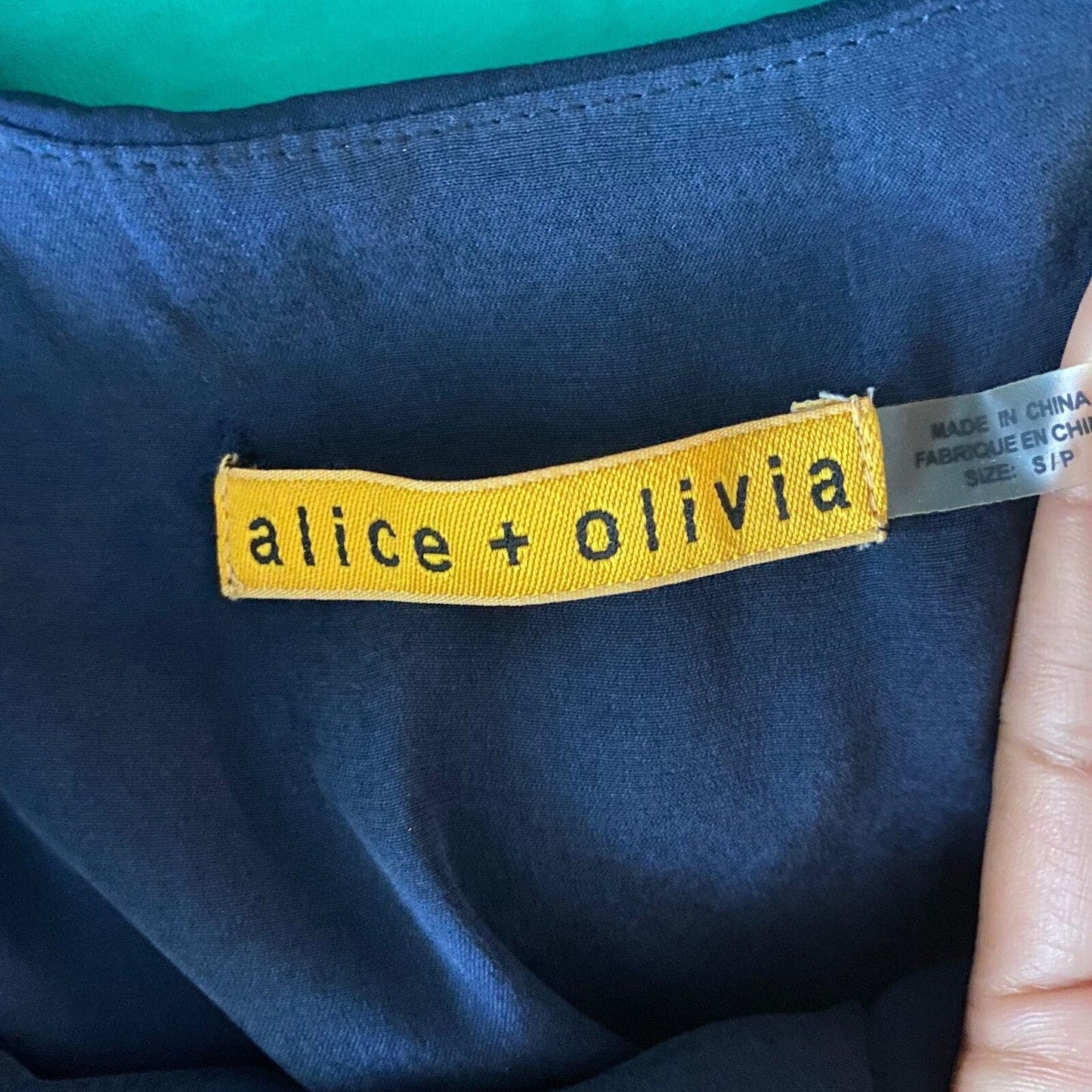 Alice + Olivia sz S 100% Silk spaghetti strap scoop neck shift mini dress
