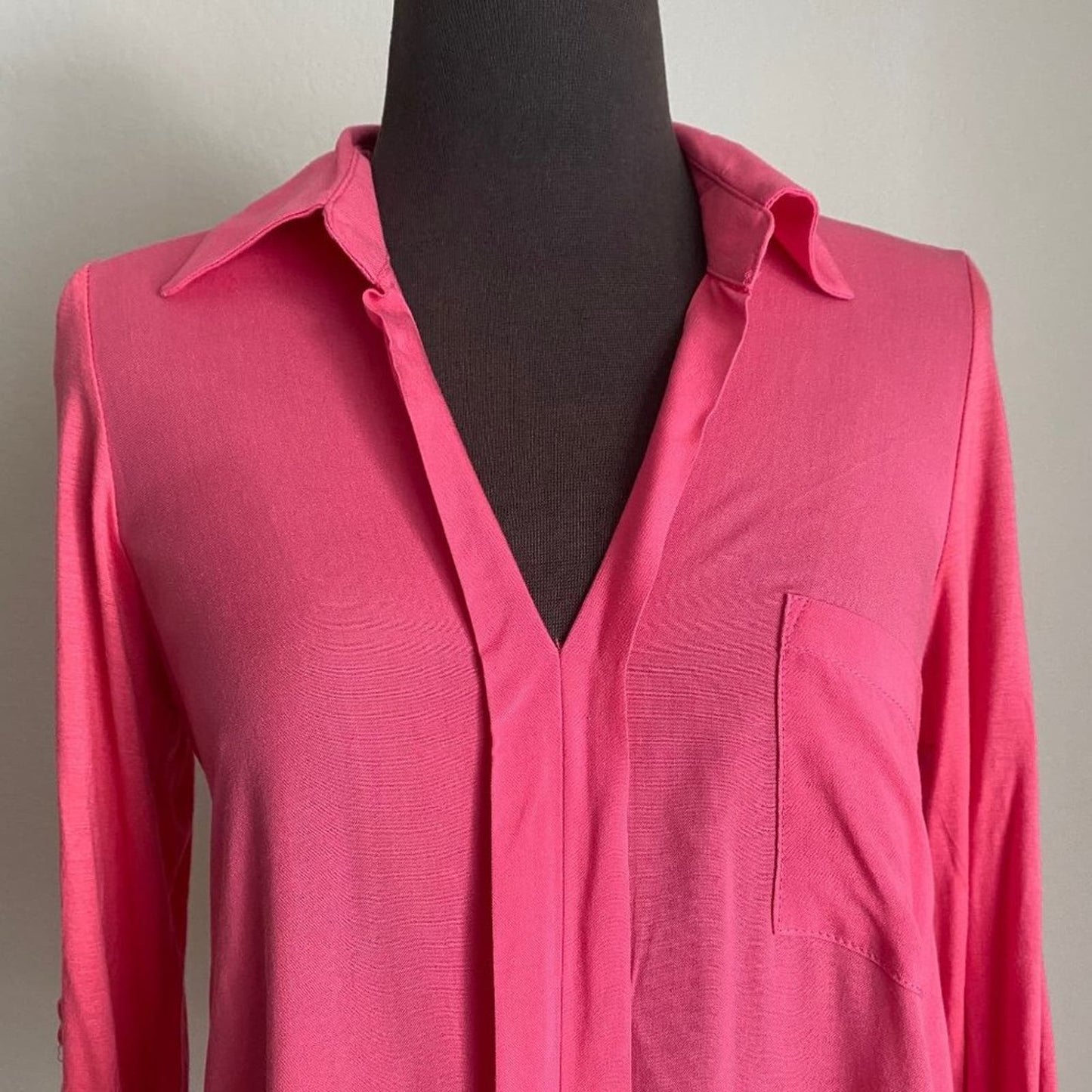 Pleione sz S hot pink collared v-neck work career blouse NWT