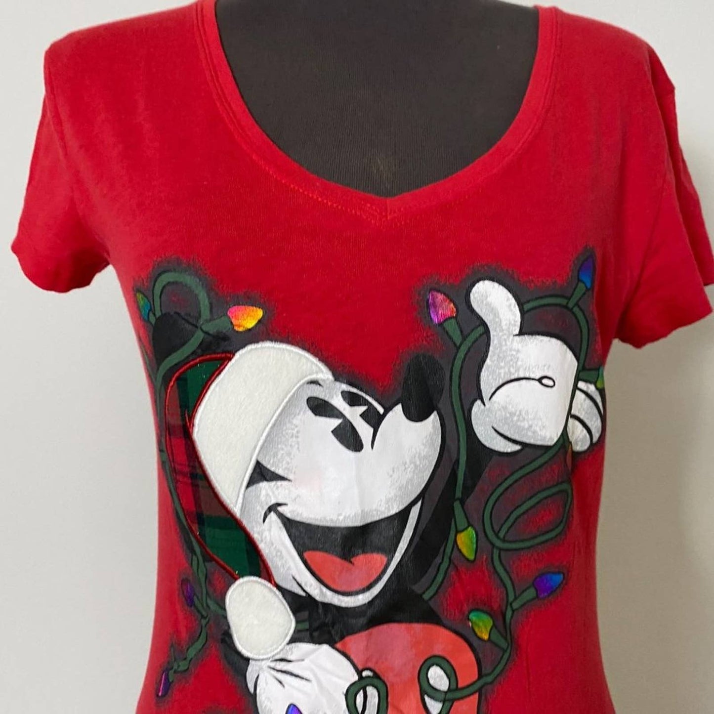Disney Parks sz S Mickey Mouse red 100% Cotton T Shirt