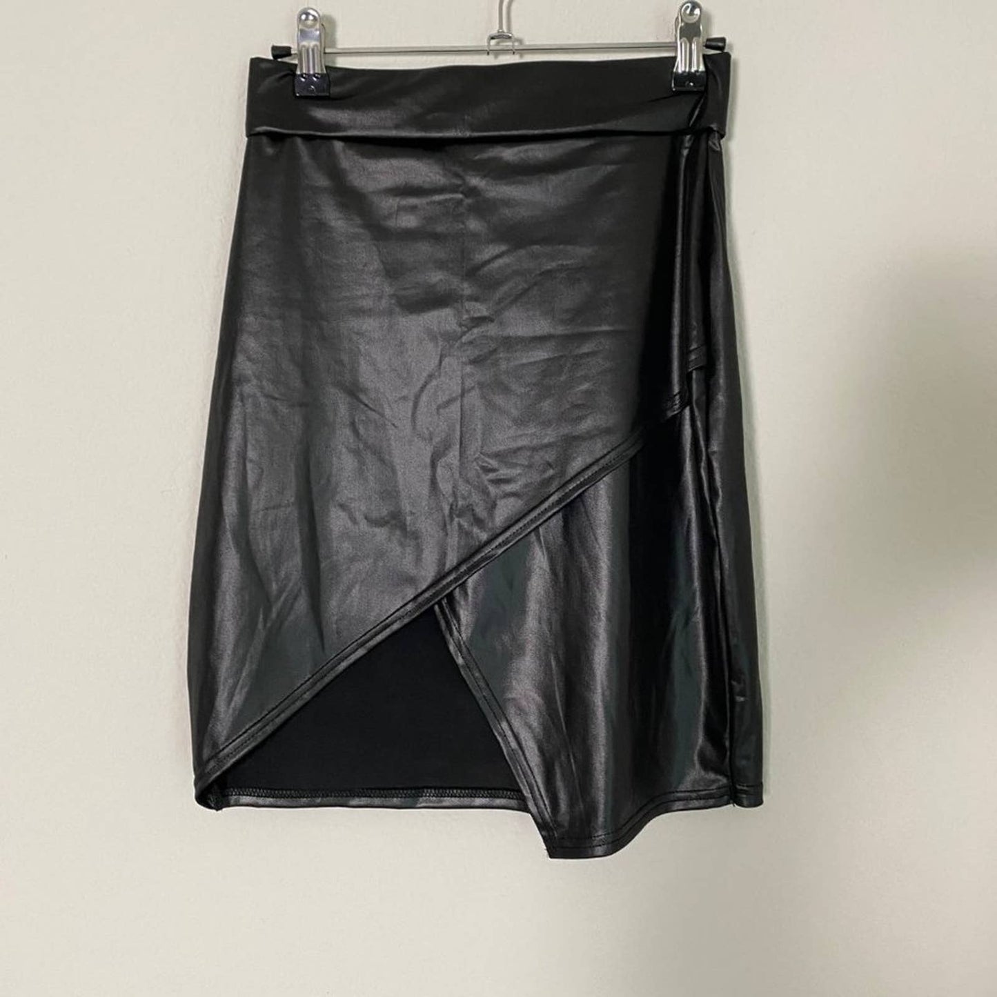 Vegan Leather sz XS  faux wrap fitted mini skirt