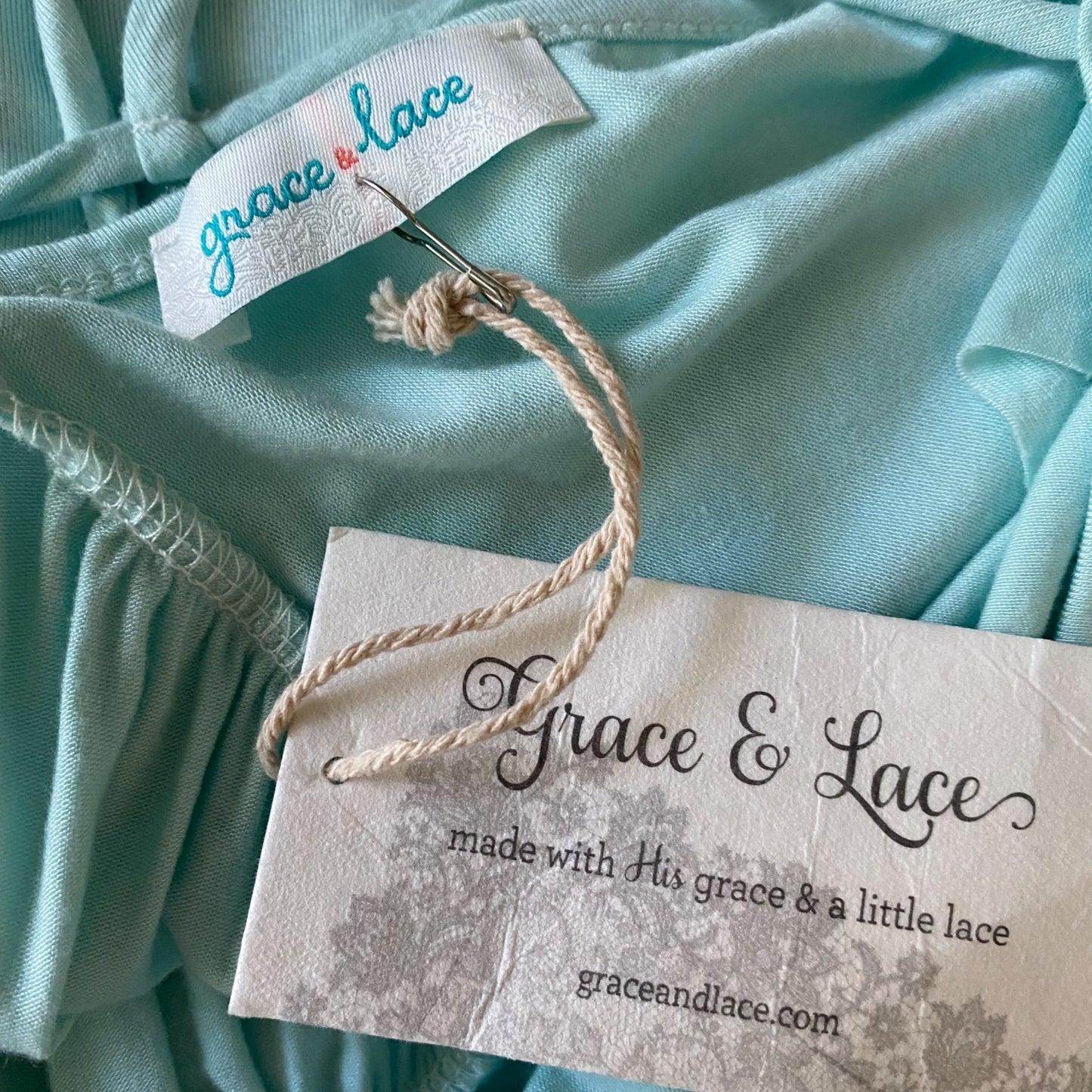 Grace & Lace sz XS sleeveless open back plunge tunic flare top blouse