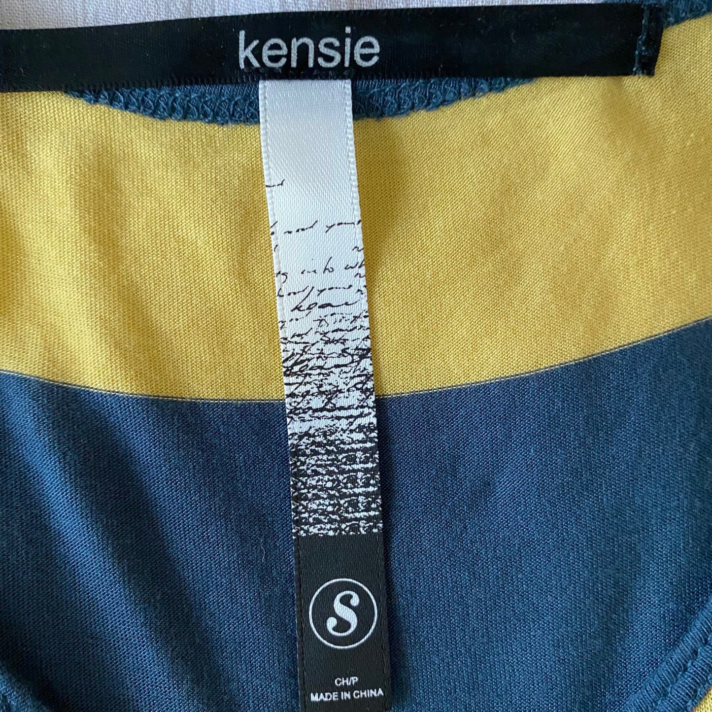 Kensie sz S Sleeveless scoop neck stripe flare shirt