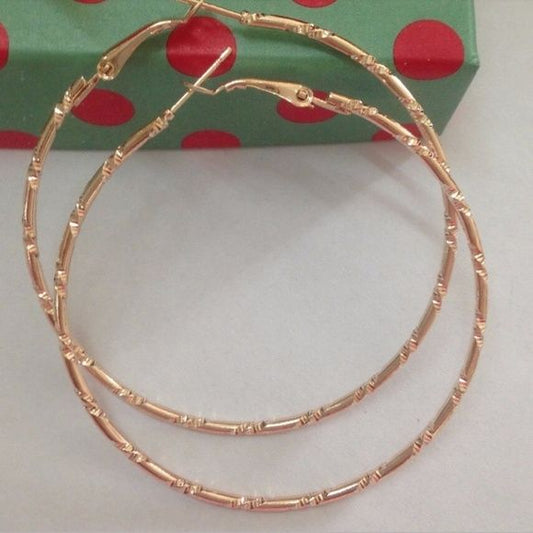 Gold ribbed hoops 2"