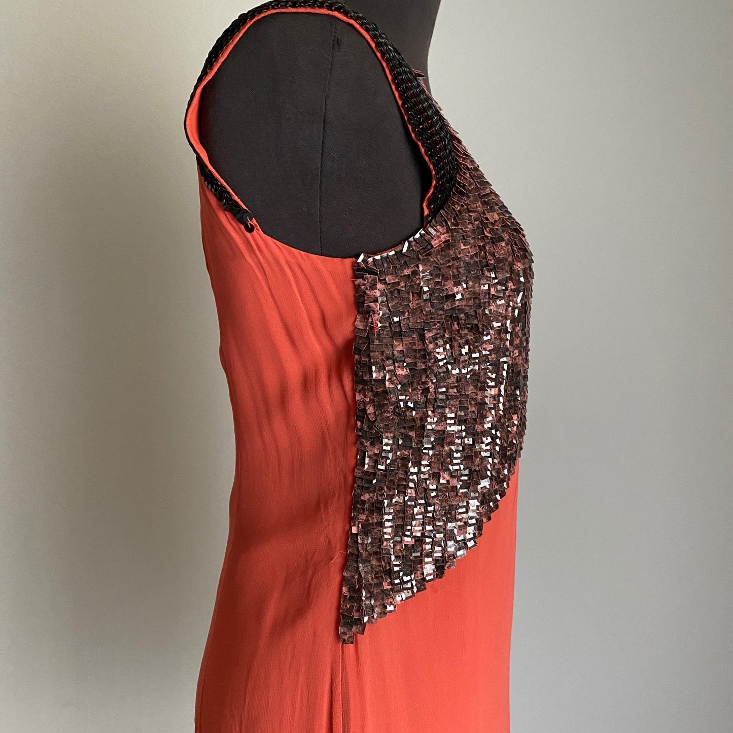 French Connection sz 0 sleeveless sequin shift mini mod party dress