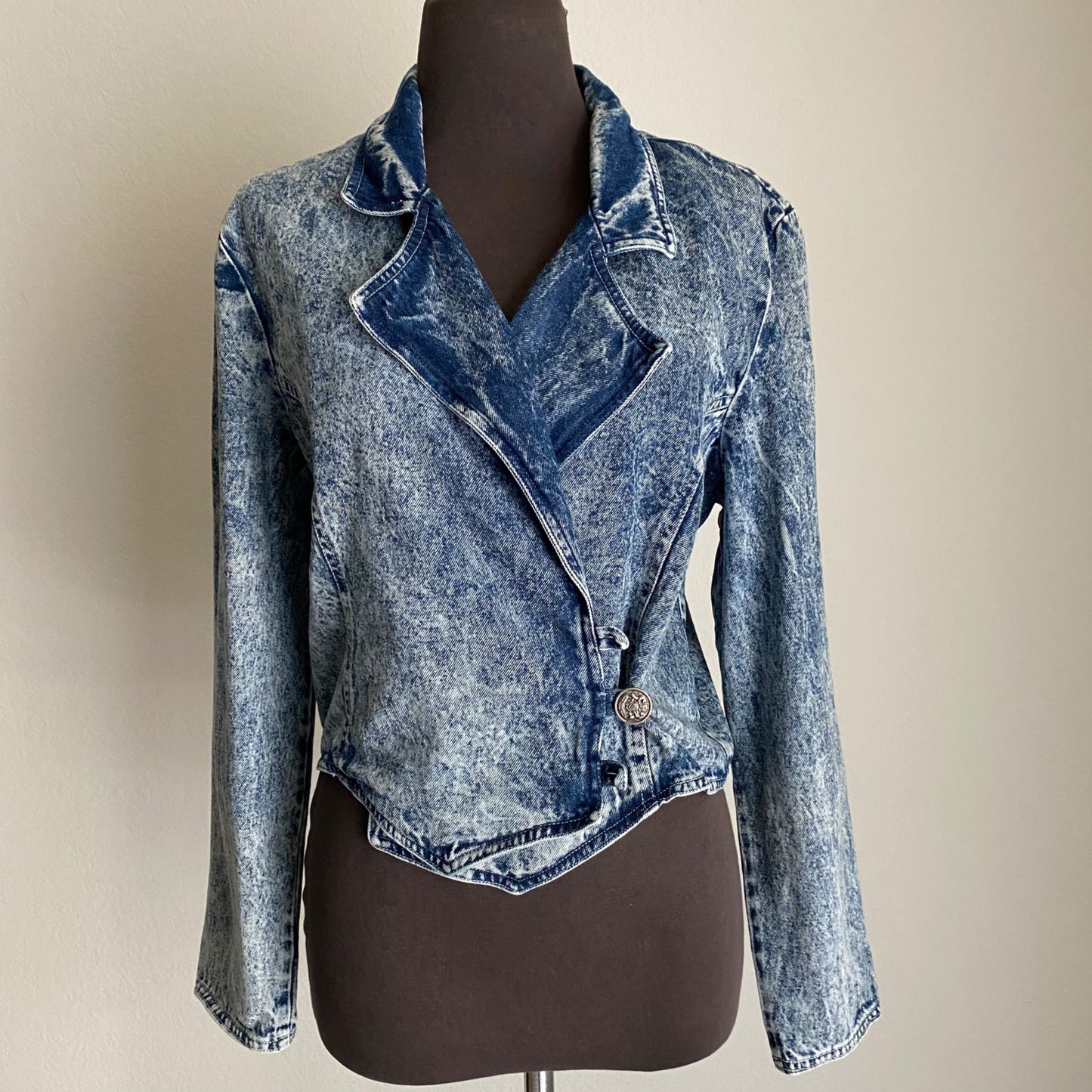 Joni Blair sz 13 long sleeve Cotton crop Demin acid washed blue jean jacket