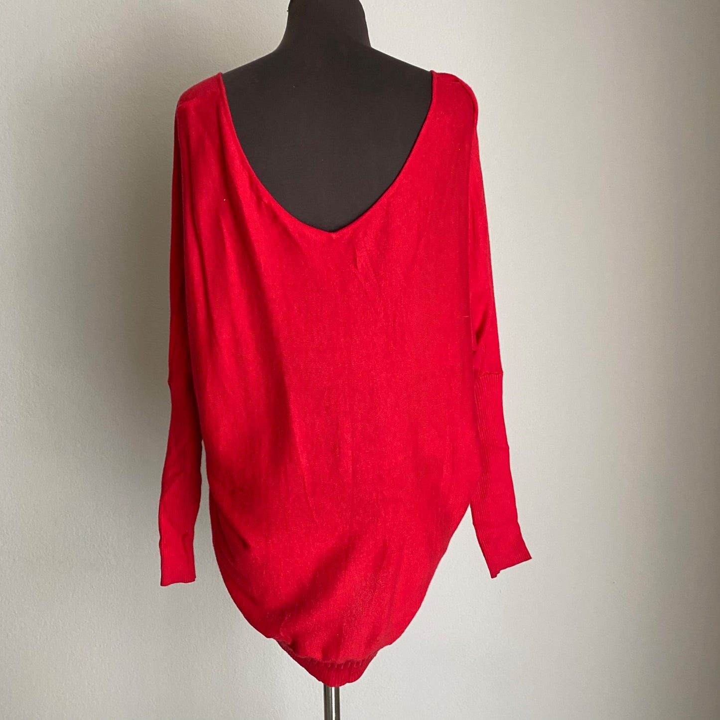 Victoria's Secret sz XS Cotton long sleeve V Neck bright red sweater