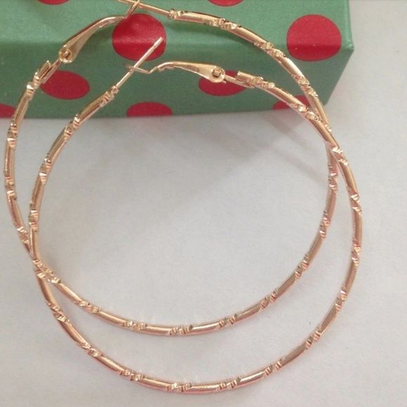 Gold ribbed hoops 2"