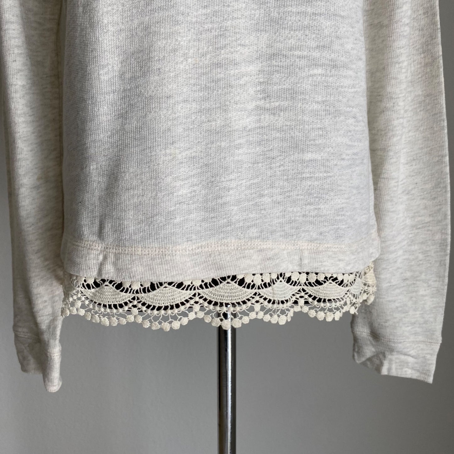 Lou & Grey sz S 100% Cotton boho long sleeve scoop neck lace trim knit top