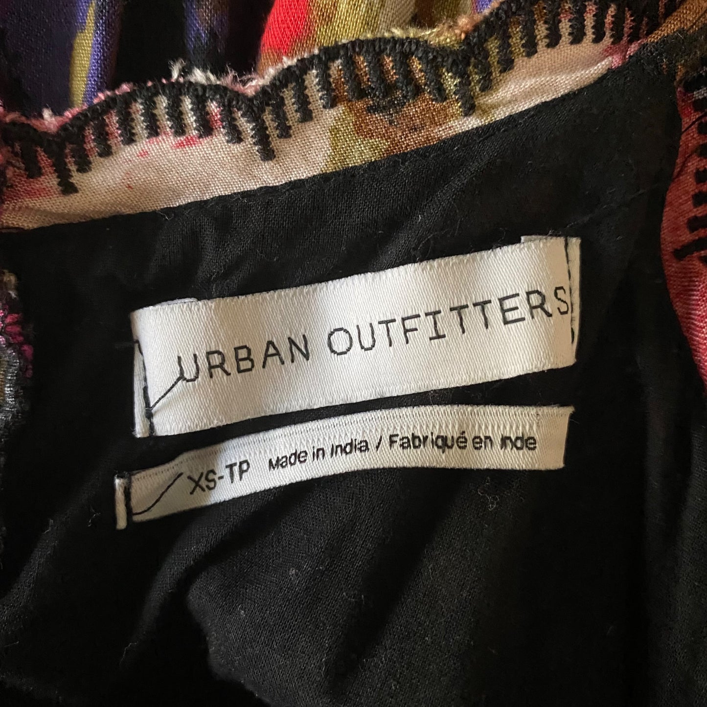 Urban Outfitter sz XS Spaghetti strap fit an flared floral mini dress