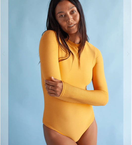 OF ONE SEA sz XXL Women's Long Sleeve Zip Up in Yellow Ribbed swimsuit